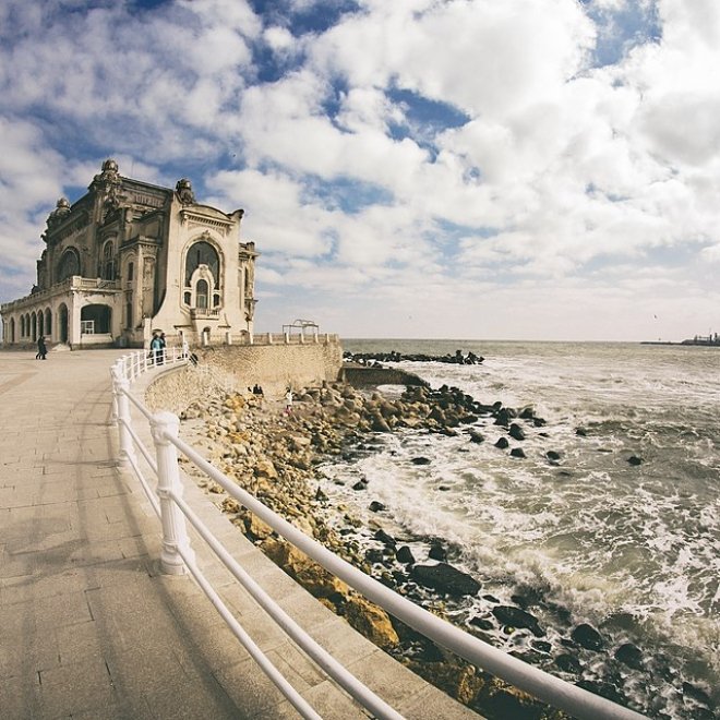 Oferta: 50% Reducere la a 2-a Persoana 💣 Excursie o zi - Constanta -  relaxare la malul marii