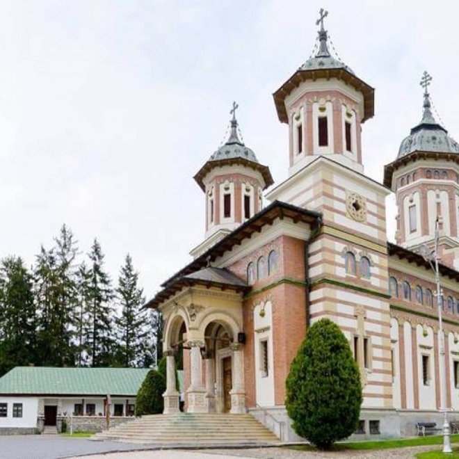 Oferta: 50% Reducere la a 2-a Persoana 💣 Excursie o zi la SINAIA, 17 August