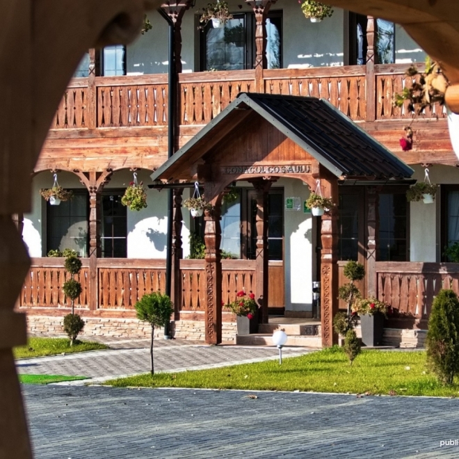 Pe urmele sufletului romanesc in Maramuresul de poveste, sejur de 4 zile / 3 nopti  -  10 - 13 septembrie 2026