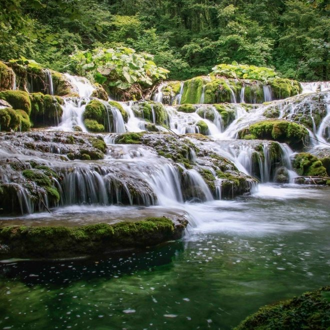 🍂 Anotimpuri în Cheile Nerei – Beusnita | 4 Zile de Natura Salbatica, Ape Turcoaz si Liniste de Toamna