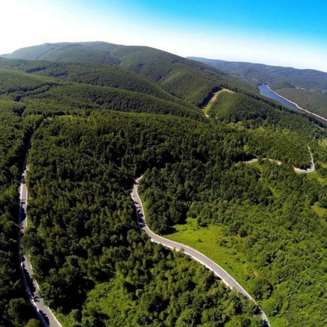 🍂 Anotimpuri în Cheile Nerei – Beusnita | 4 Zile de Natura Salbatica, Ape Turcoaz si Liniste de Toamna