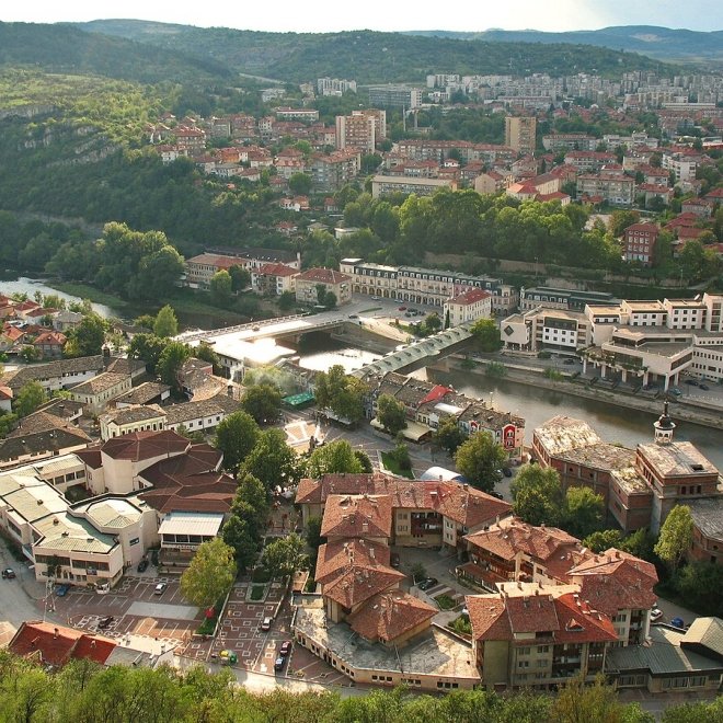 Excursie Lovech, cascadele Krushuna, pestera  DeveteasKa, cu Autocarul 1 zi, 5 iulie 2025