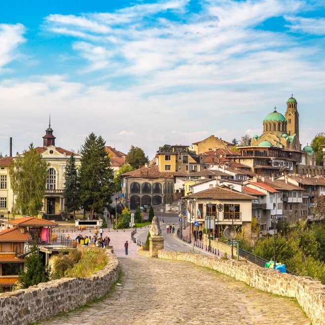 Veliko Târnovo – cetatea Tarilor si Farmecul Medieval Bulgar, 10 mai 2025