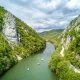 🍂 Anotimpuri în Cheile Nerei – Beusnita | 4 Zile de Natura Salbatica, Ape Turcoaz si Liniste de Toamna